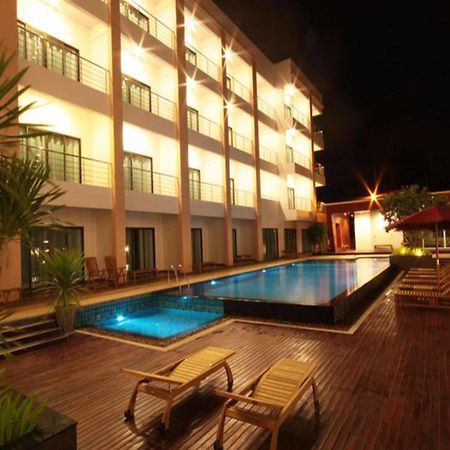 Paragon Suites Resort Jomtien Beach Exterior foto