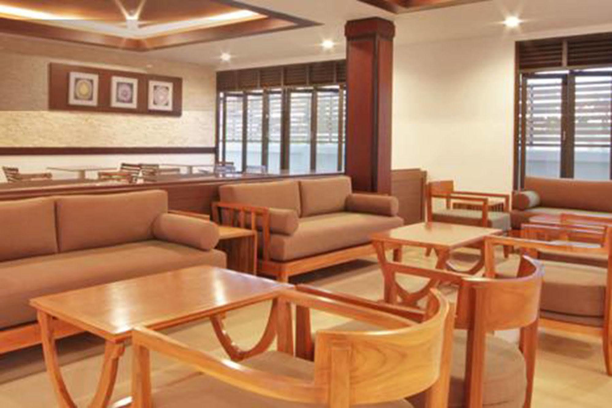 Paragon Suites Resort Jomtien Beach Exterior foto