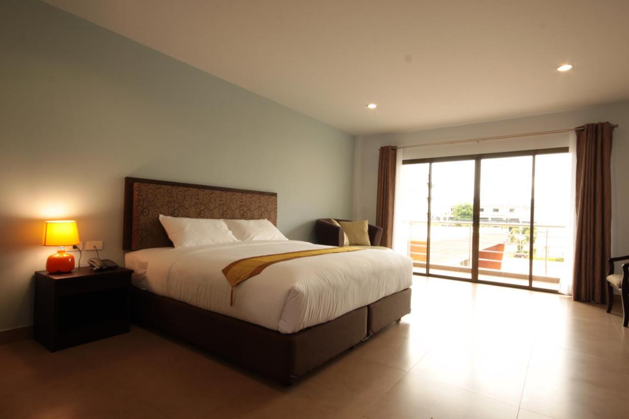Paragon Suites Resort Jomtien Beach Exterior foto